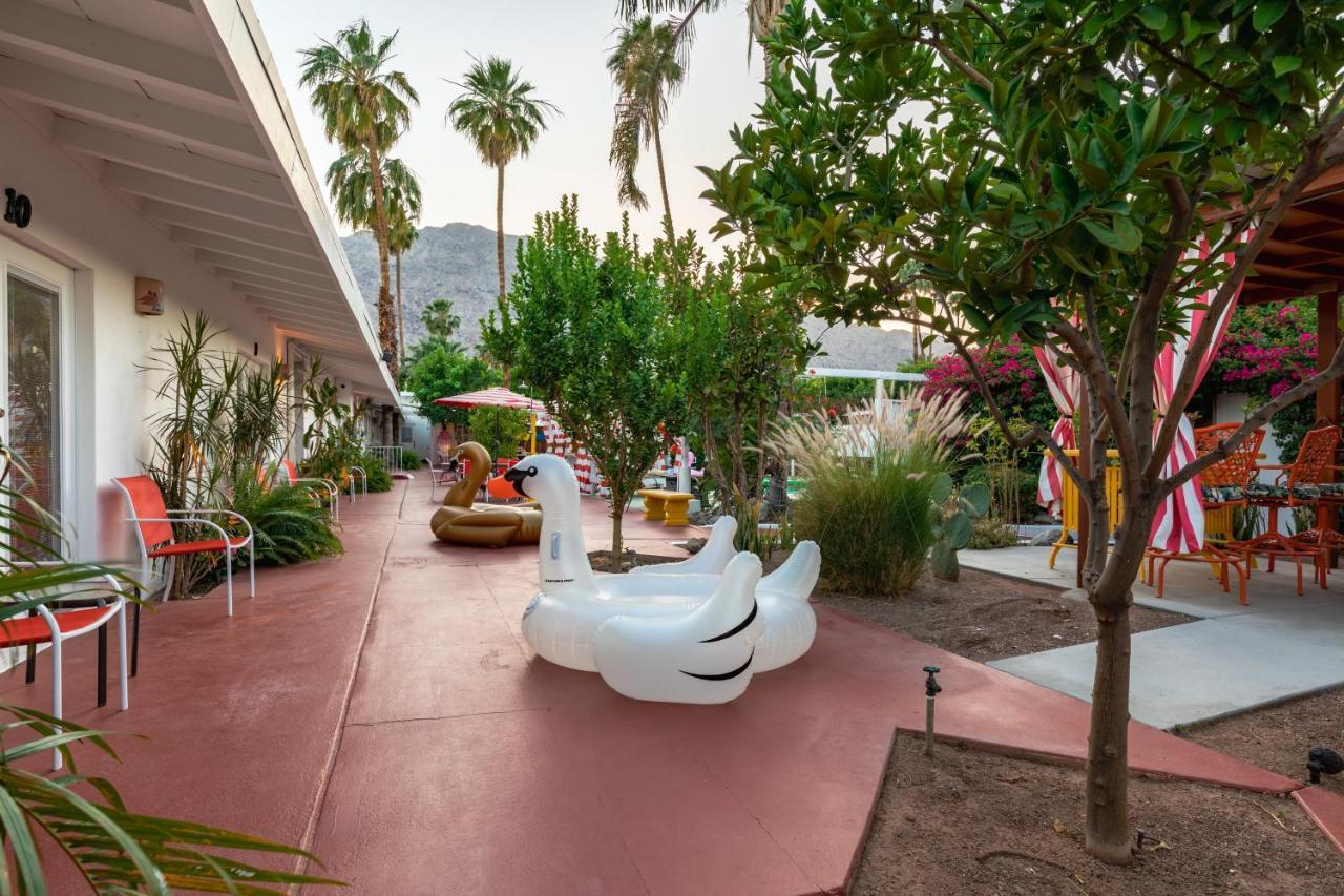 Float Palm Springs - Adults Only Hotel Exterior photo