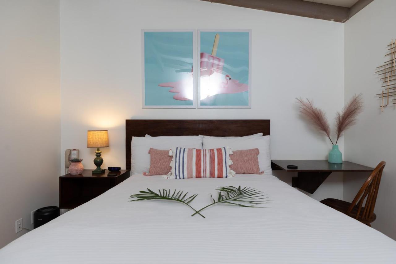 Float Palm Springs - Adults Only Hotel Exterior photo